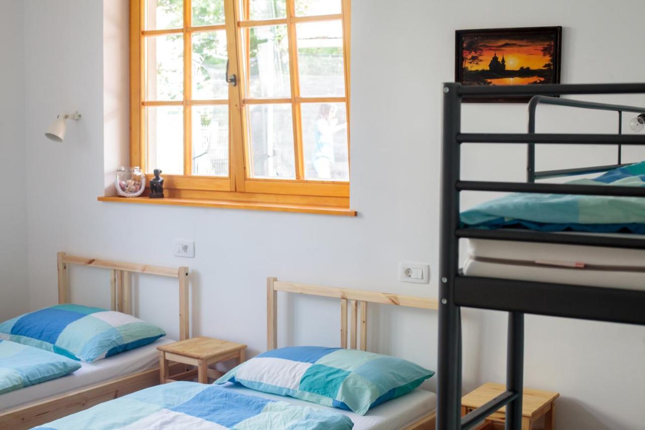 Bikeski Family Hotel, B&B, Apartaments, Rooms Mezica Экстерьер фото
