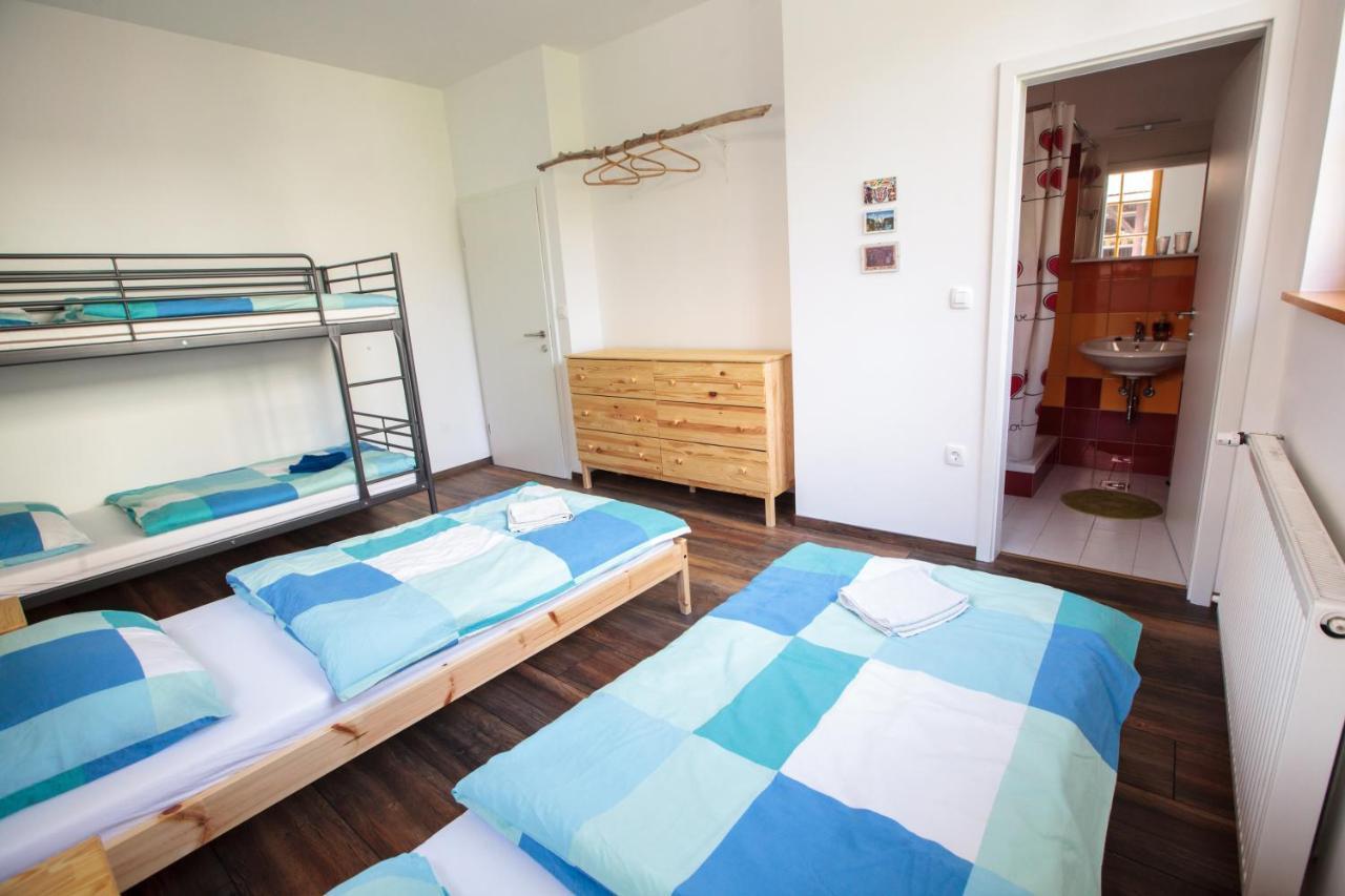 Bikeski Family Hotel, B&B, Apartaments, Rooms Mezica Экстерьер фото
