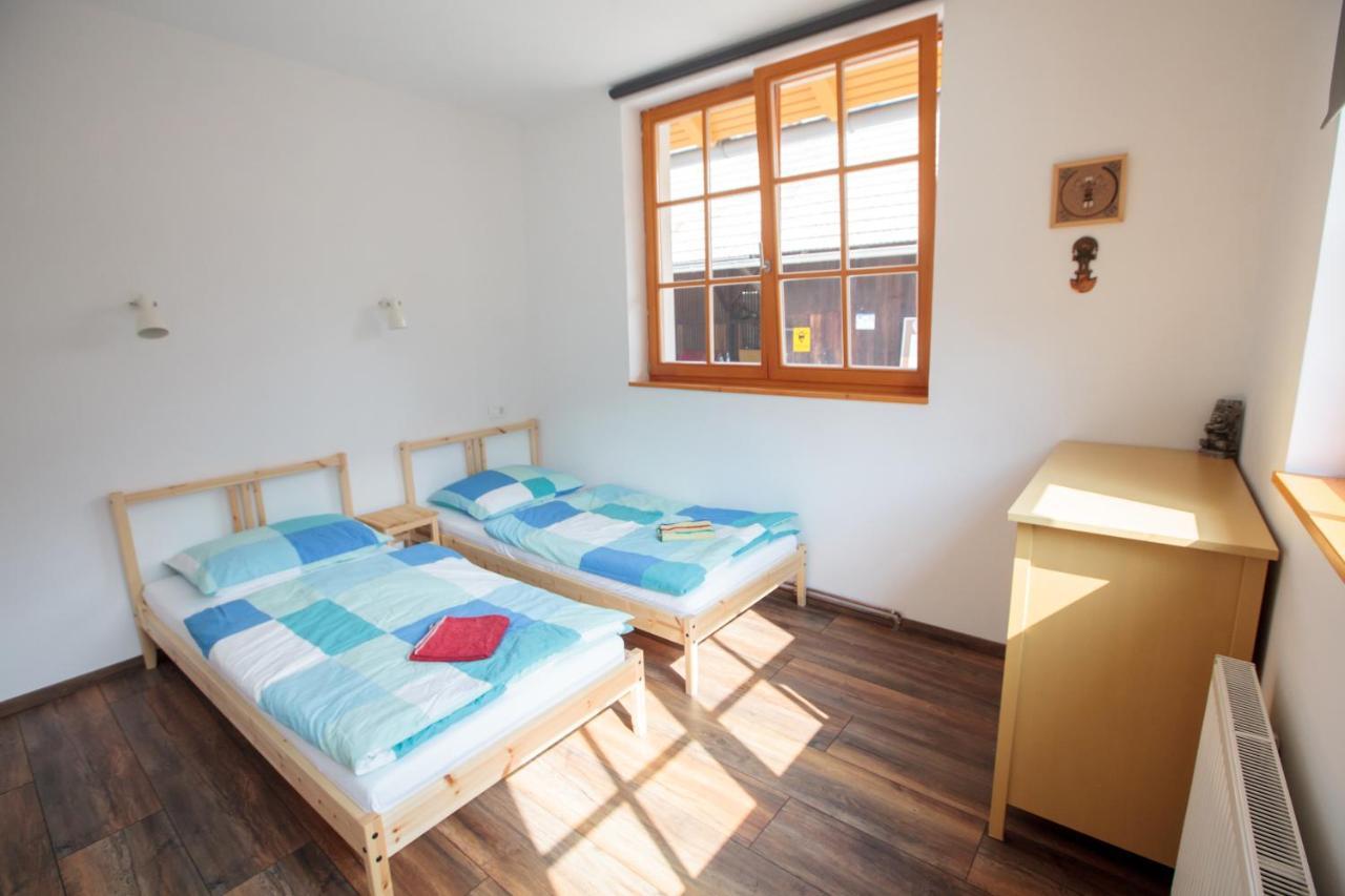 Bikeski Family Hotel, B&B, Apartaments, Rooms Mezica Экстерьер фото