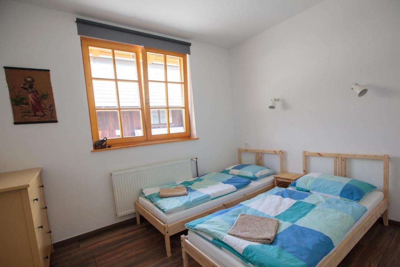 Bikeski Family Hotel, B&B, Apartaments, Rooms Mezica Экстерьер фото
