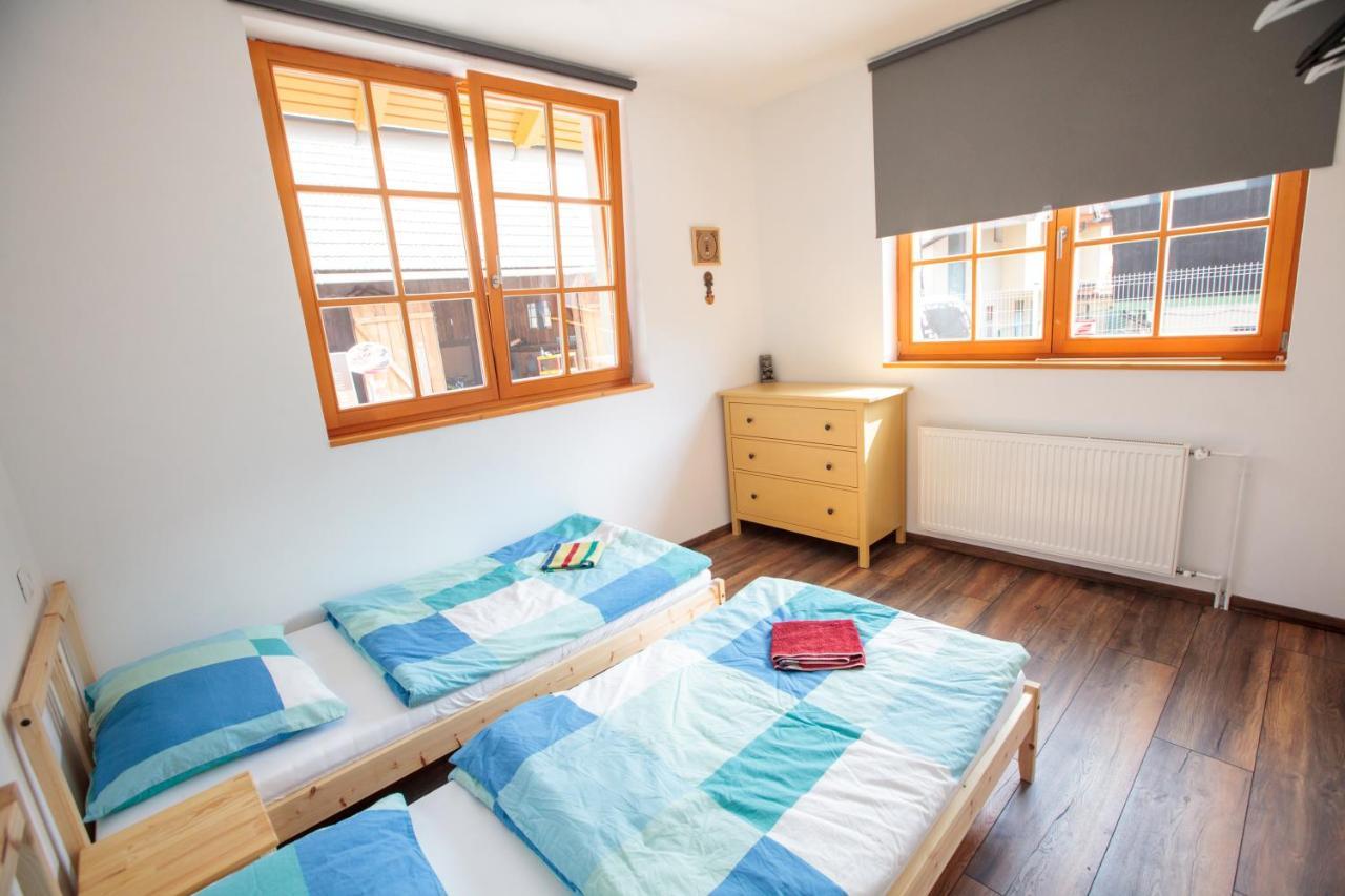 Bikeski Family Hotel, B&B, Apartaments, Rooms Mezica Экстерьер фото