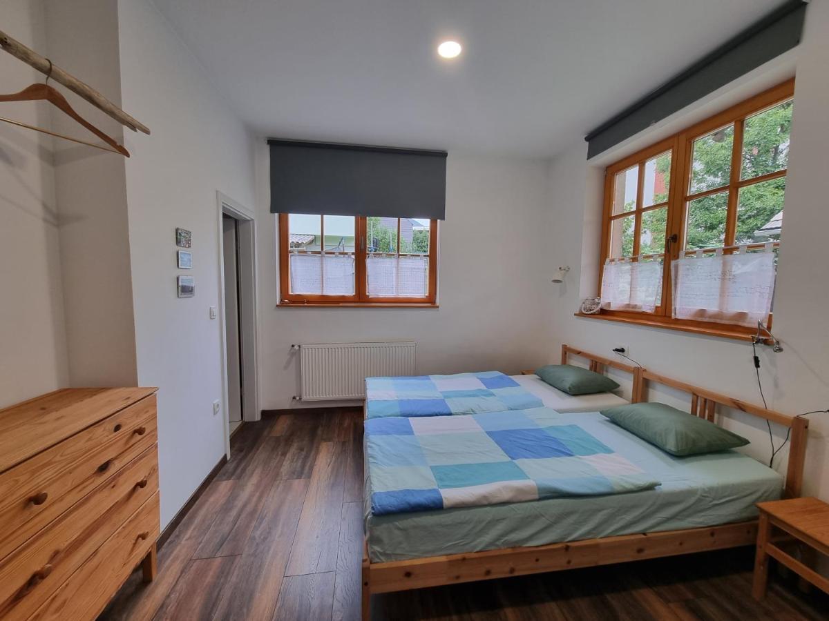 Bikeski Family Hotel, B&B, Apartaments, Rooms Mezica Экстерьер фото